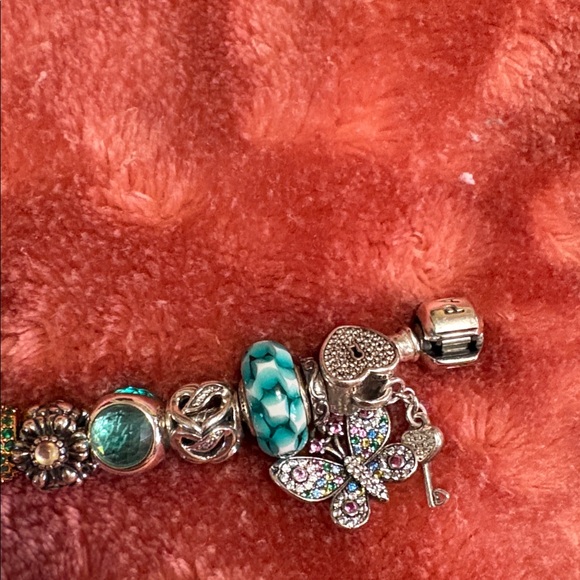 Pandora bracelet with turquoise and silver charms - Picture 7 of 8